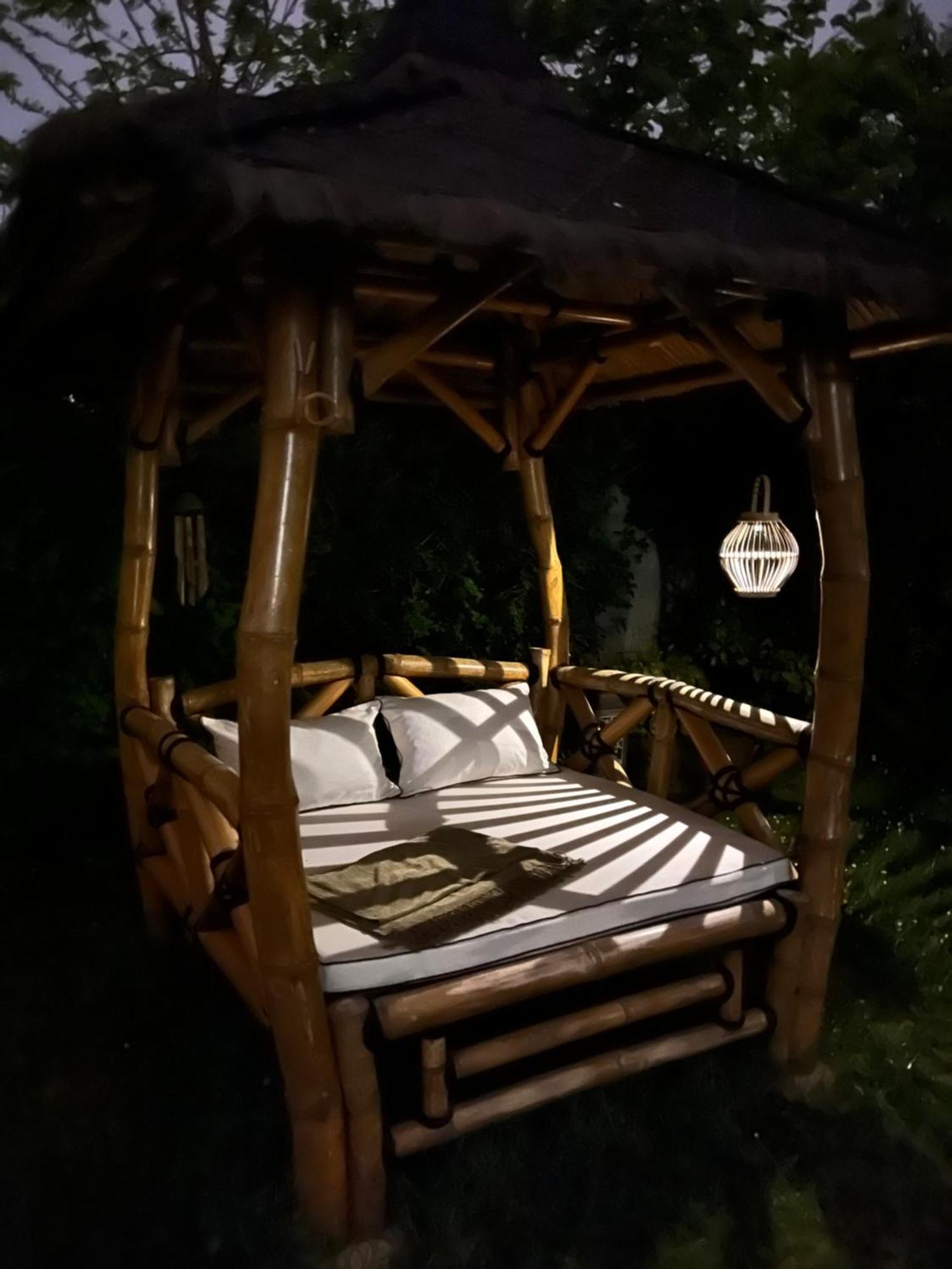 Les Suites D'Alienor, Suite Cosy Pessac Exteriér fotografie