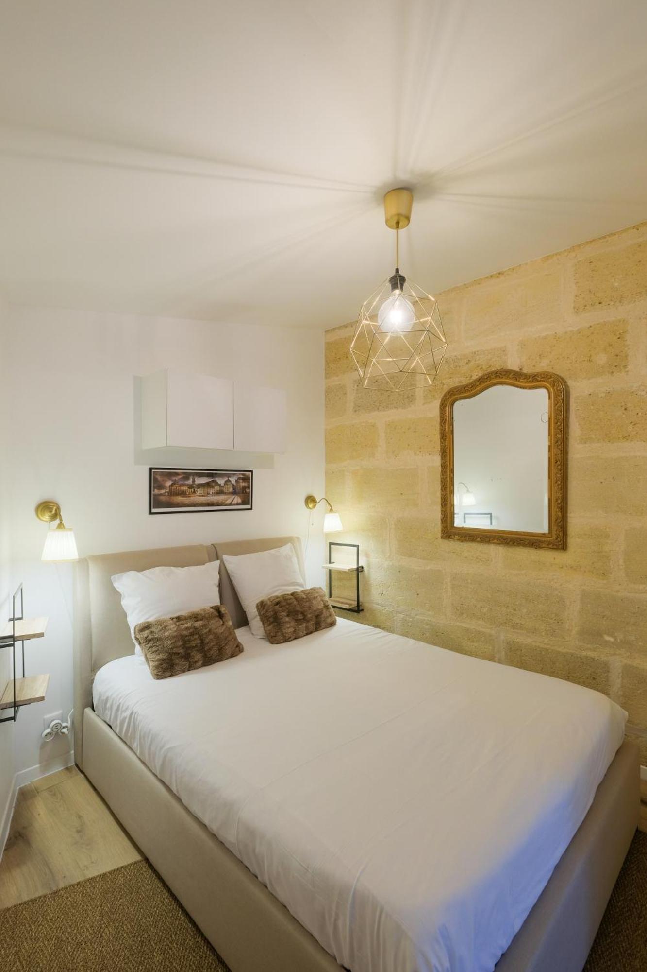 Les Suites D'Alienor, Suite Cosy Pessac Exteriér fotografie