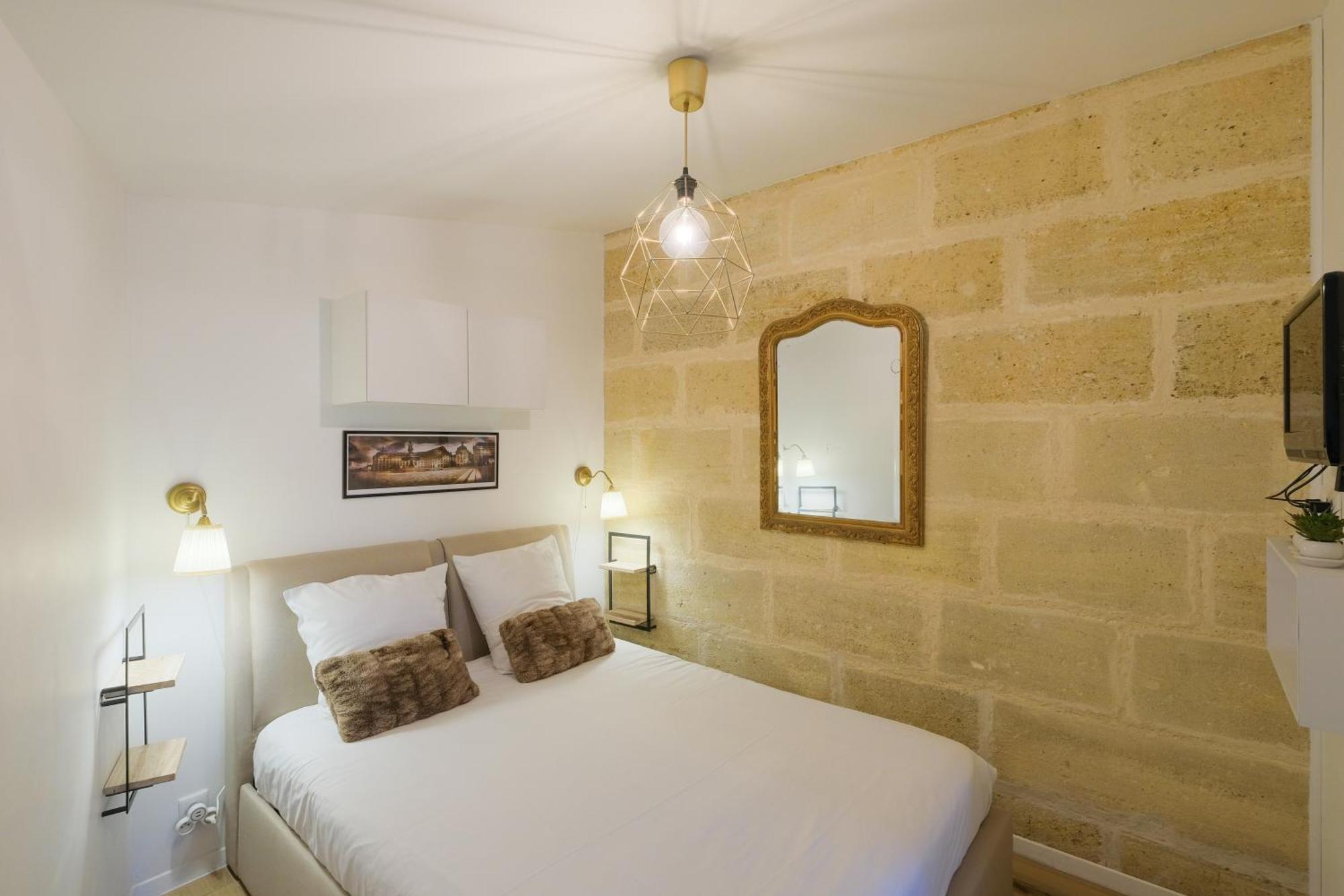 Les Suites D'Alienor, Suite Cosy Pessac Exteriér fotografie